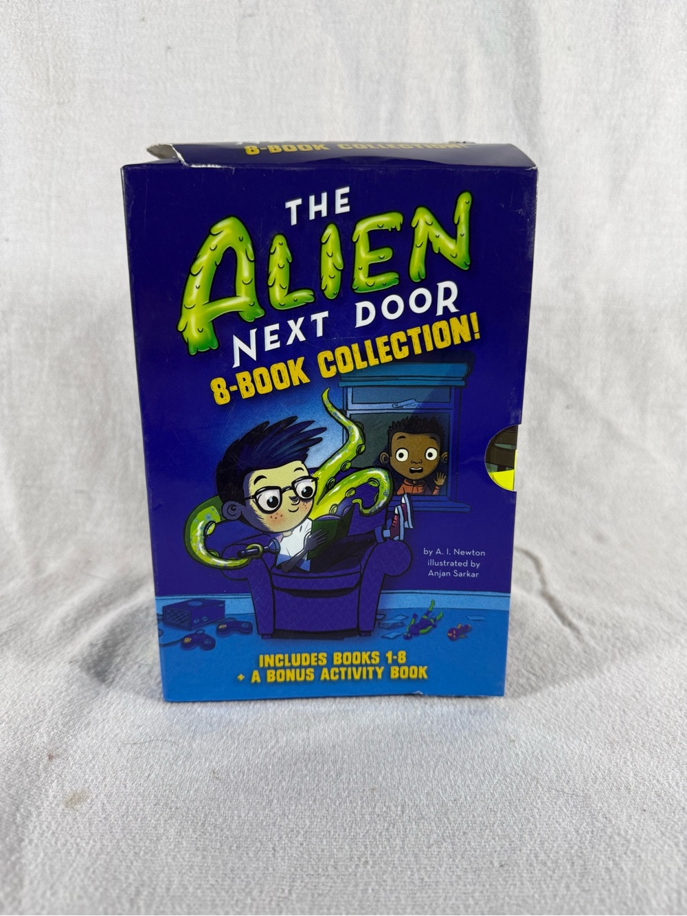 The Alien Next Door 8-Book Collection Box Set - Purple